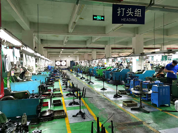 Lancio della nuova base di produzione di Yuhuang (4)