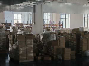 Customer packaging scene