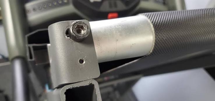 Treadmill metal stand bolt fixing construction